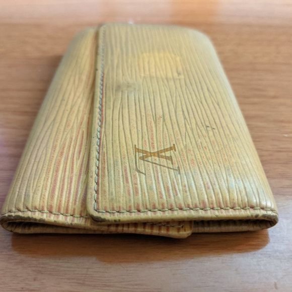 Louis Vuitton Epi Key Holder/Wallet #455💥PRICE DROP💥 - Picture 4 of 6